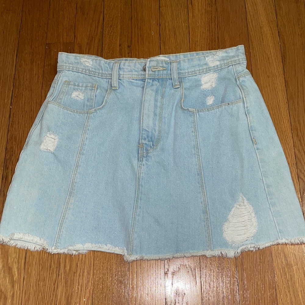 Denim Light-Wash Mini-Skirt